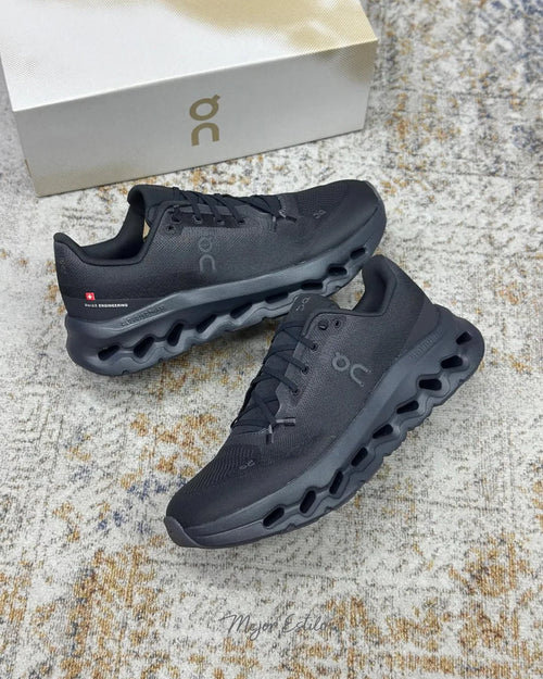 On CloudTilt Negro - 25% DE DESCUENTO